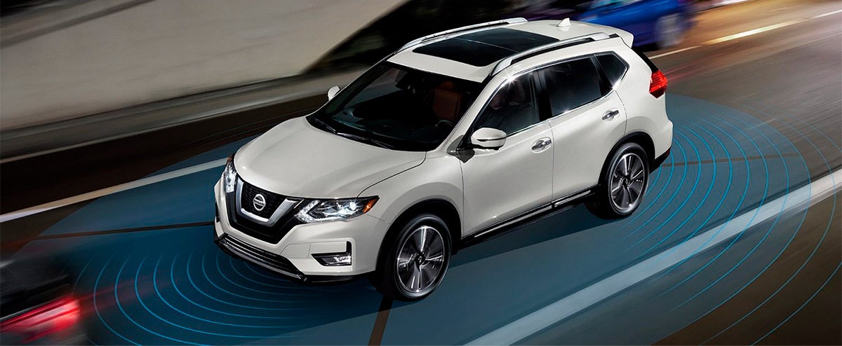 Nissan playa биография